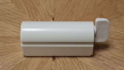 UDQYQ 2PCS Rollende Zahnpasta Tubenquetscher