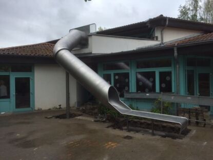 Röhrenrutsche - Fluchtrutsche - Evakuierungsrutsche