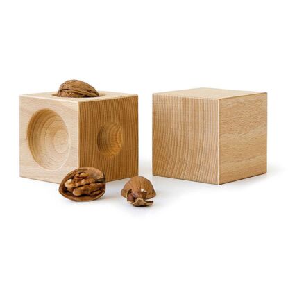 NUSSKUBUS Nussknacker